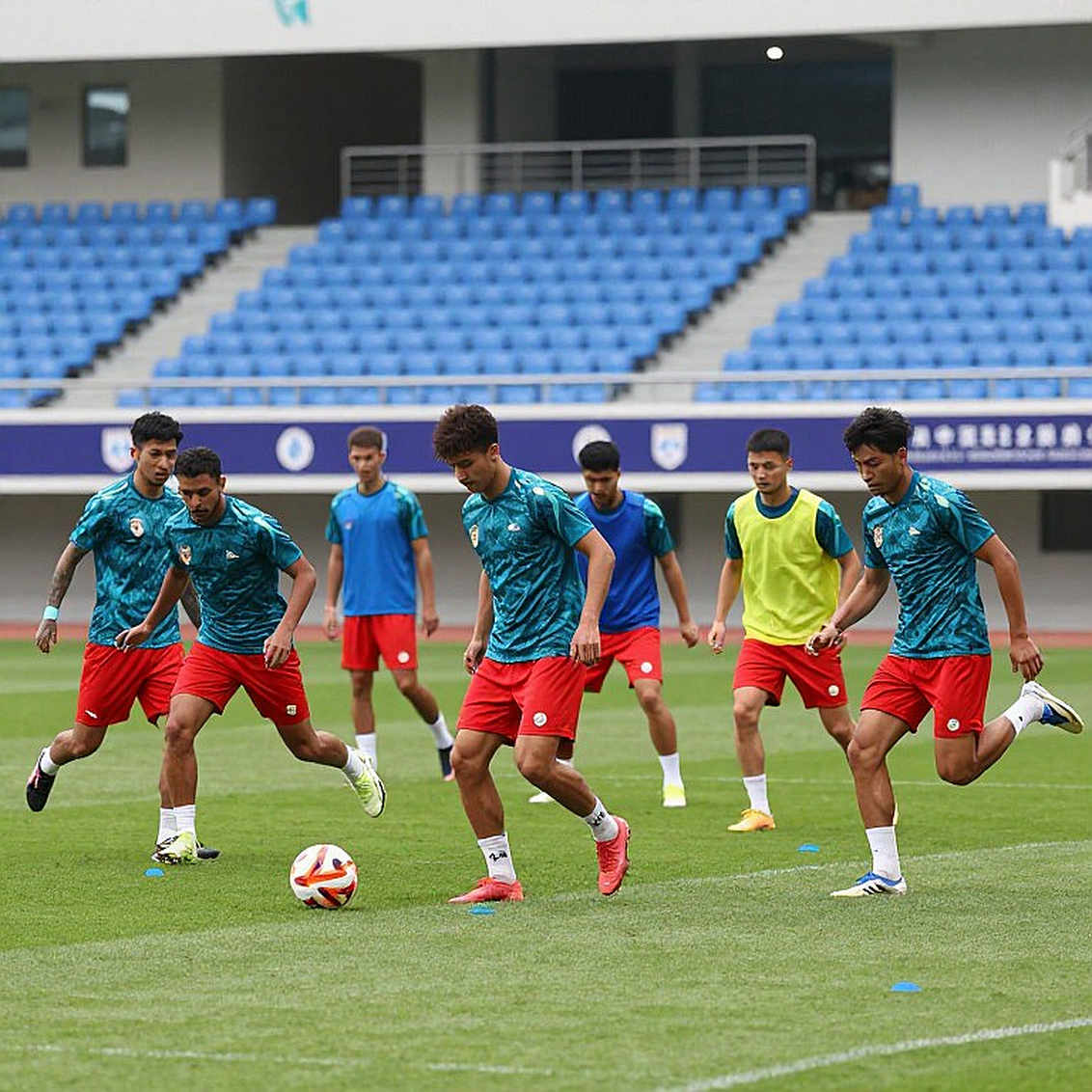Đông Nai FC đối đầu Công An Hà Nội: Khoảng cách của một tân binh Đông Nai FC đối đầu Công An Hà Nội: Khoảng cách của một tân binh