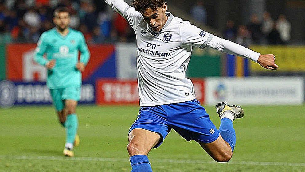 Đội hình Real Madrid gặp Rayo Vallecano: Mắt trọng tài soi biên bản gây sốc và những điểm mù chưa ai chạm tới Đội hình Real Madrid gặp Rayo Vallecano: Mắt trọng tài soi biên bản gây sốc và những điểm mù chưa ai chạm tới