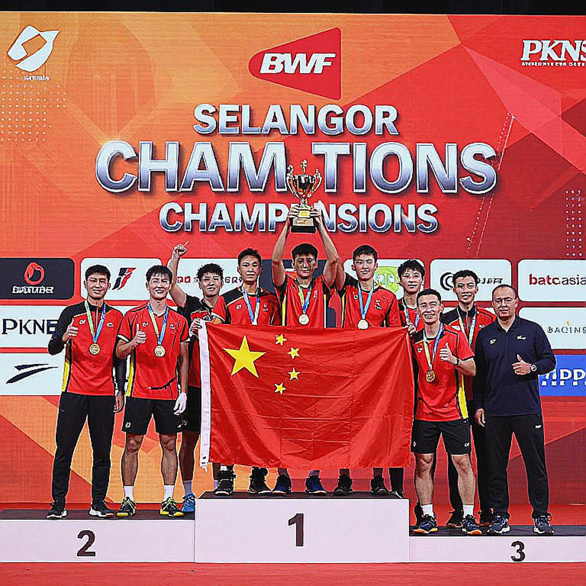 Ván ba 12-21: Tín hiệu thể lực sau thất bại của hai tay vợt cầu lông Việt Nam tại Asiad 20