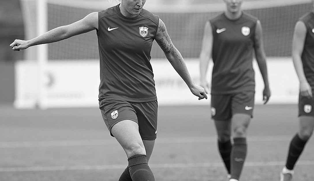 Roland triệu tập 29 cầu thủ U17 Việt Nam: Giữ nguyên hàng công, gia cố hàng thủ cho Qatar