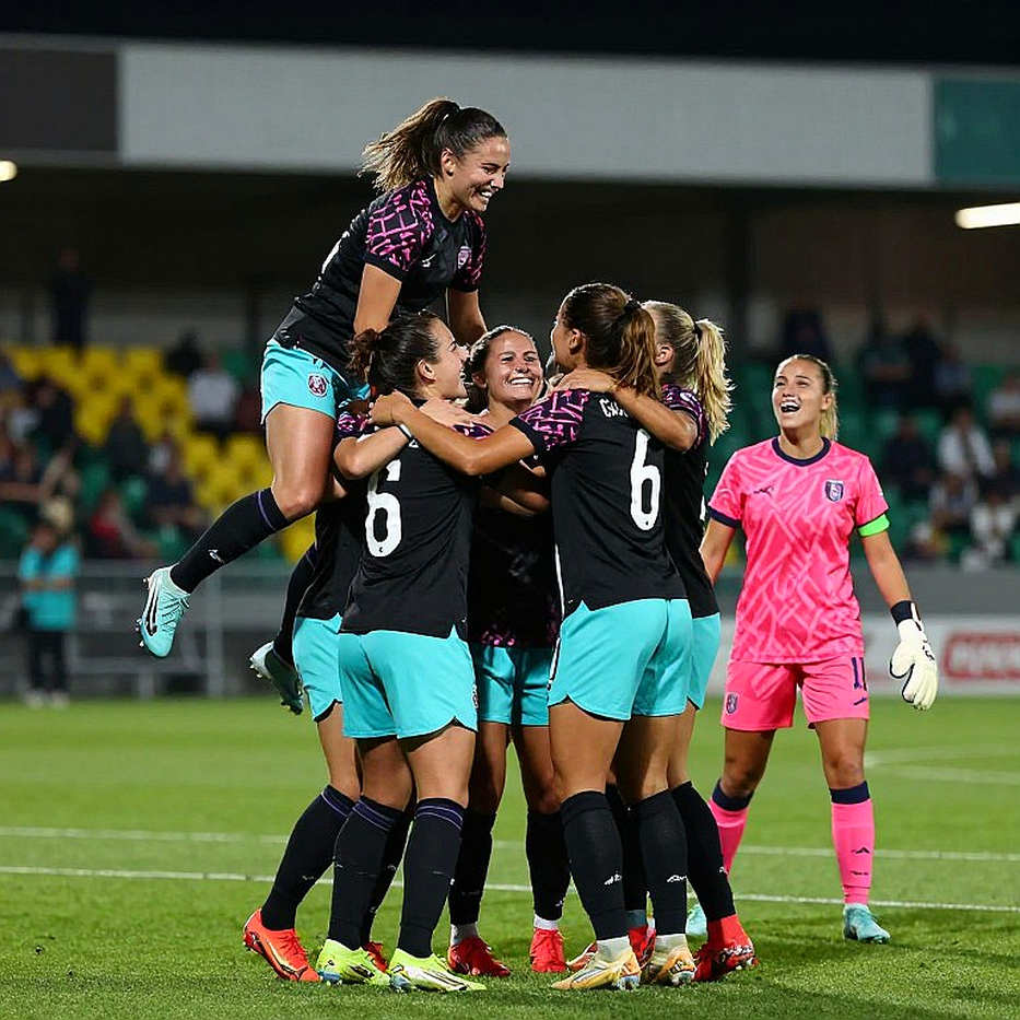 V.League mùa chuyển nhượng: Cấu trúc hợp đồng và cái giá của sự kiên nhẫn