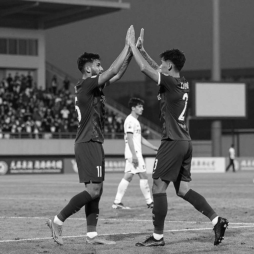 Vết nứt mắt cá chân của đội trưởng và trận thua 0-1 của Nhật Bản U-21 ở chung kết Asian Games