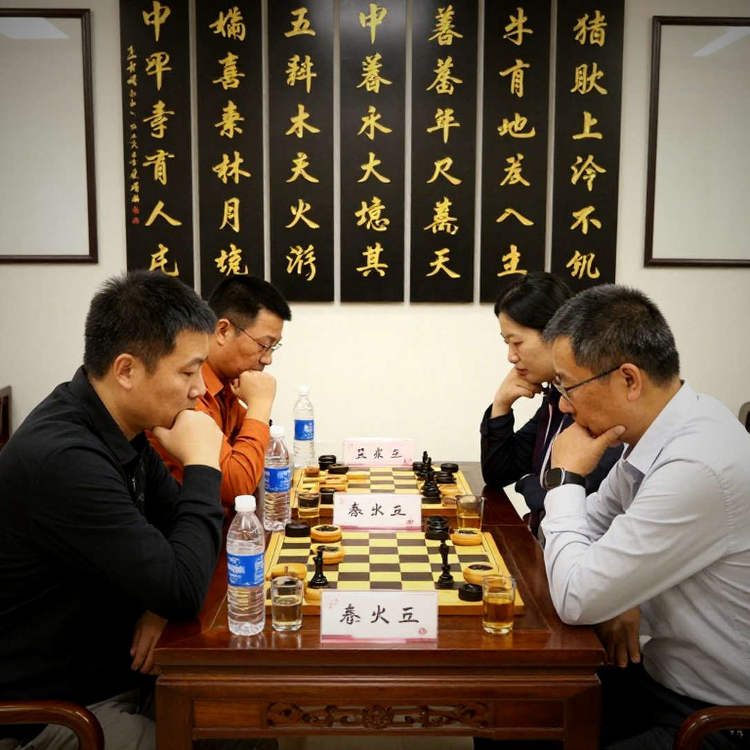 Yagiz Kaan Erdogmus: 2716 Elo tuổi 15 và khoảng trống dữ liệu sau những dòng kỷ lục