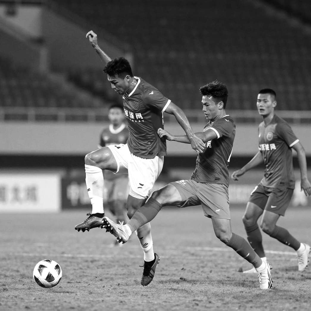 Bên trong nền kinh tế ngầm của V.League: Ông bầu, dòng tiền và những khoảng trống không ai kiểm toán