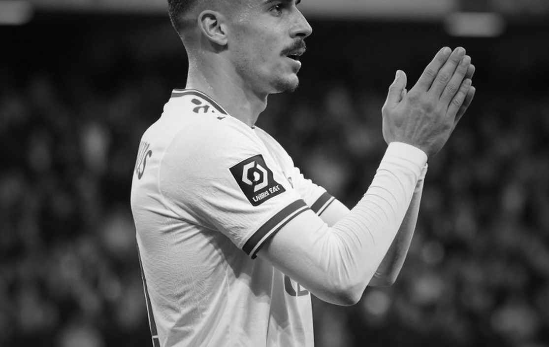 Cole Palmer and the No.10 Problem: Rebuilding Chelsea's Creative Axis Under Xabi Alonso Cole Palmer and the No.10 Problem: Rebuilding Chelsea's Creative Axis Under Xabi Alonso