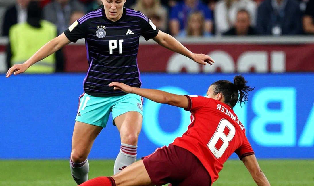 Cú khởi động dài nhất sự nghiệp: Ronaldo, băng ghế Bồ Đào Nha và cuộc chuyển giao thế hệ không thể trì hoãn