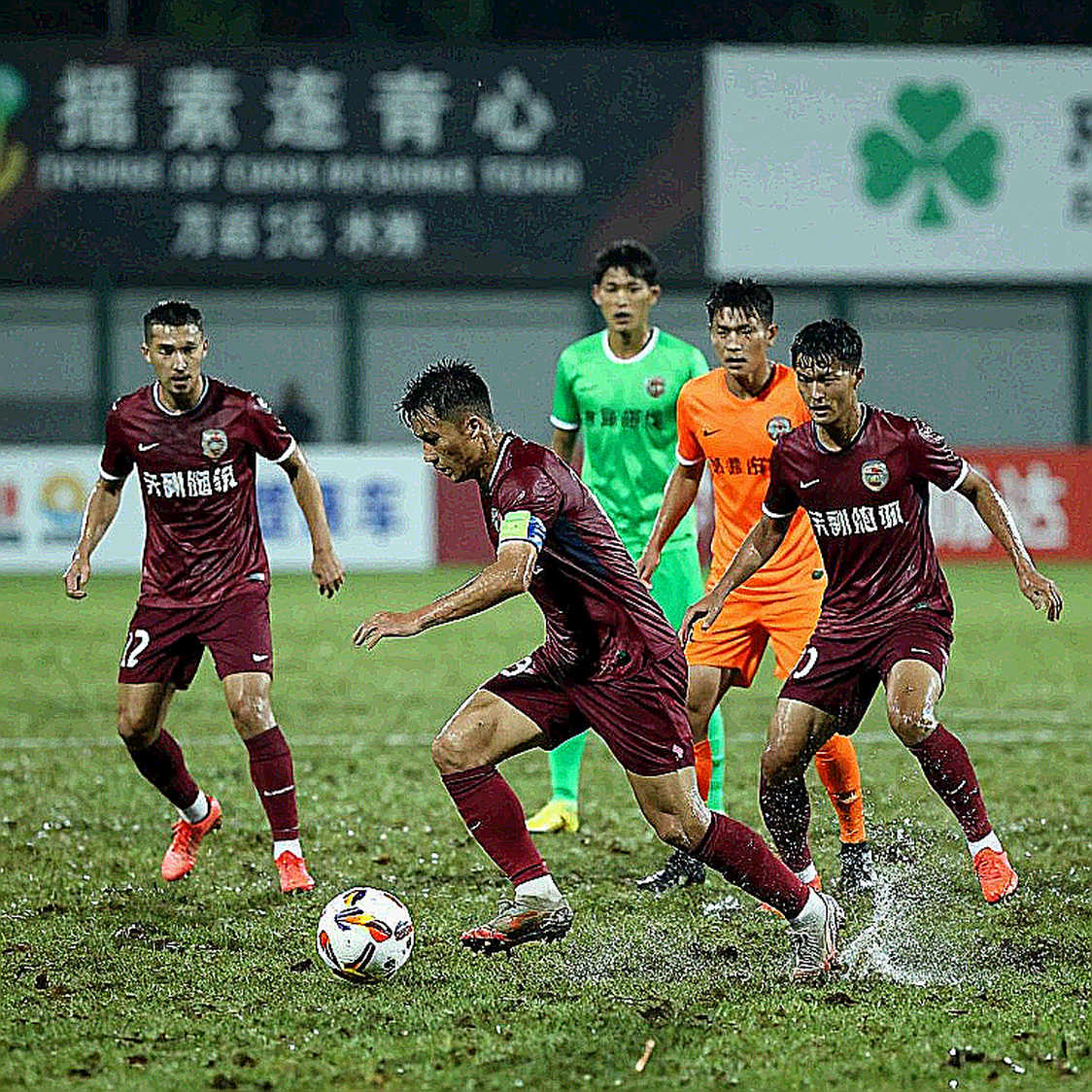 Khi báo cáo tuyển trạch trở về trắng: mùa chuyển nhượng V.League 2032